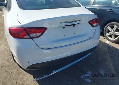 2015 Chrysler 200 Limited из США, поврежденный, VIN 1C3CCCAB4FN557922